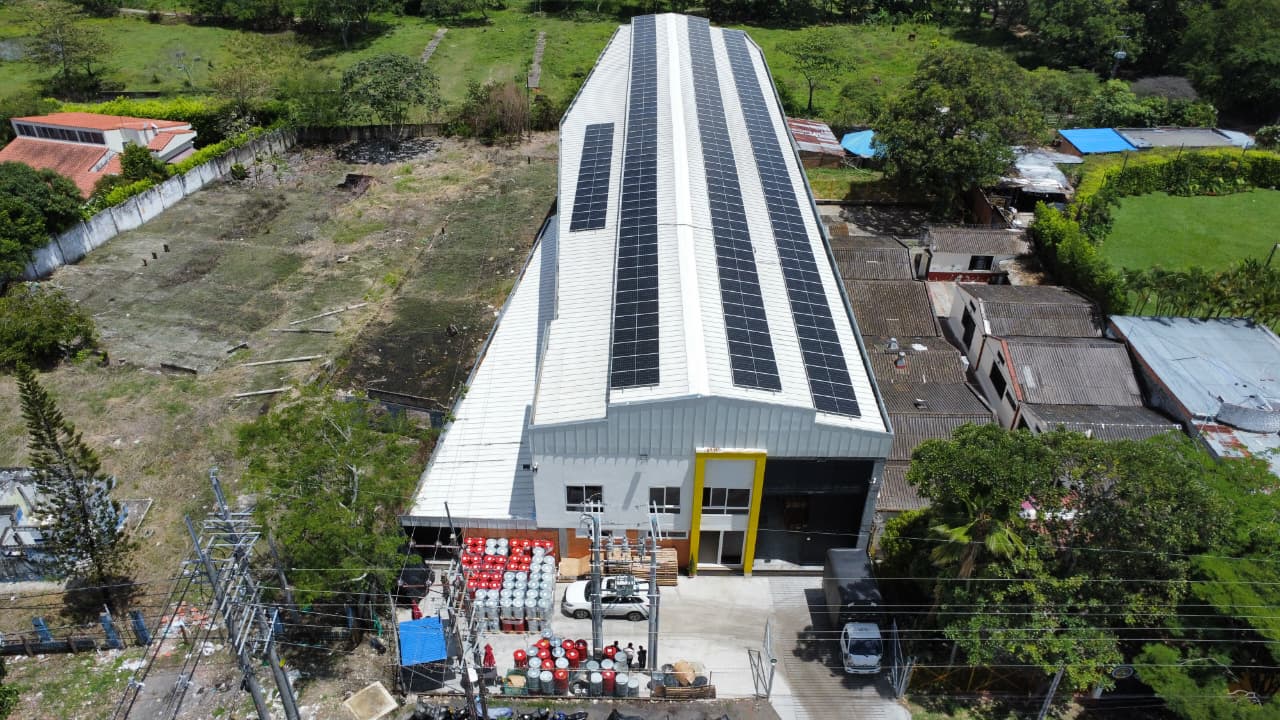 Proyectos Enelico Energía Solar Ibague, Colombia