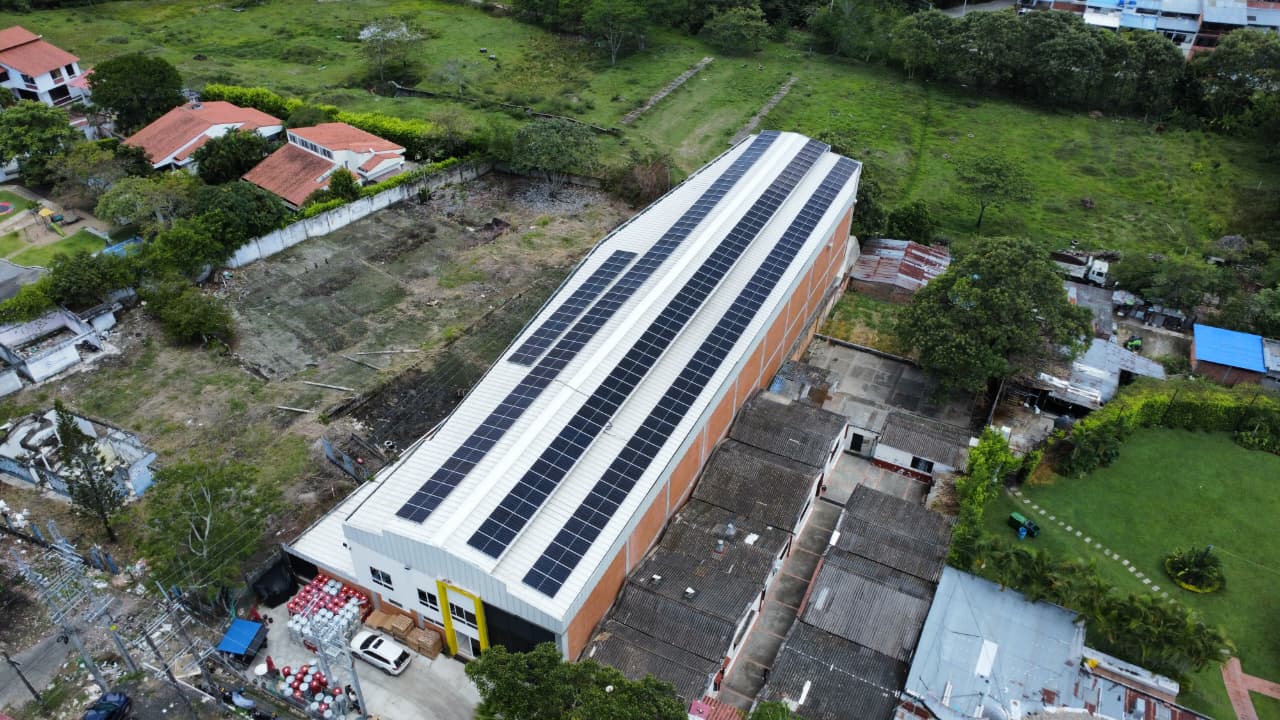 Proyectos Enelico Energía Solar Ibague, Colombia