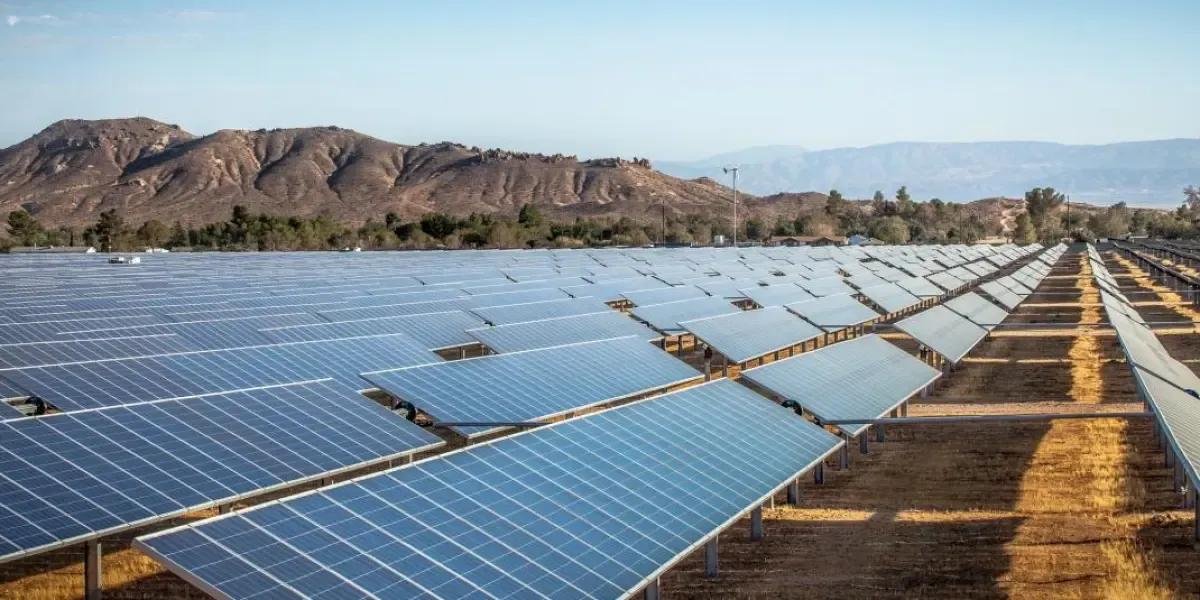 Bancolombia destina $36.000 millones para expandir mini granjas solares en zonas rurales: conozca los requisitos Enelico Energía Solar Ibague, Colombia
