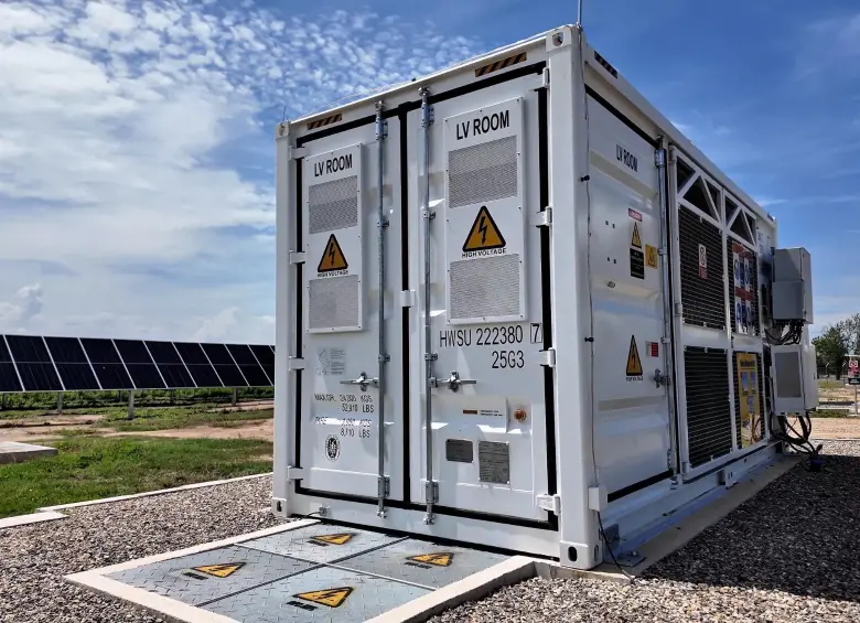 Colombia multiplicará por diez su capacidad de baterías: así arrancó la nueva subasta de energía a largo plazo Enelico Energía Solar Ibague, Colombia